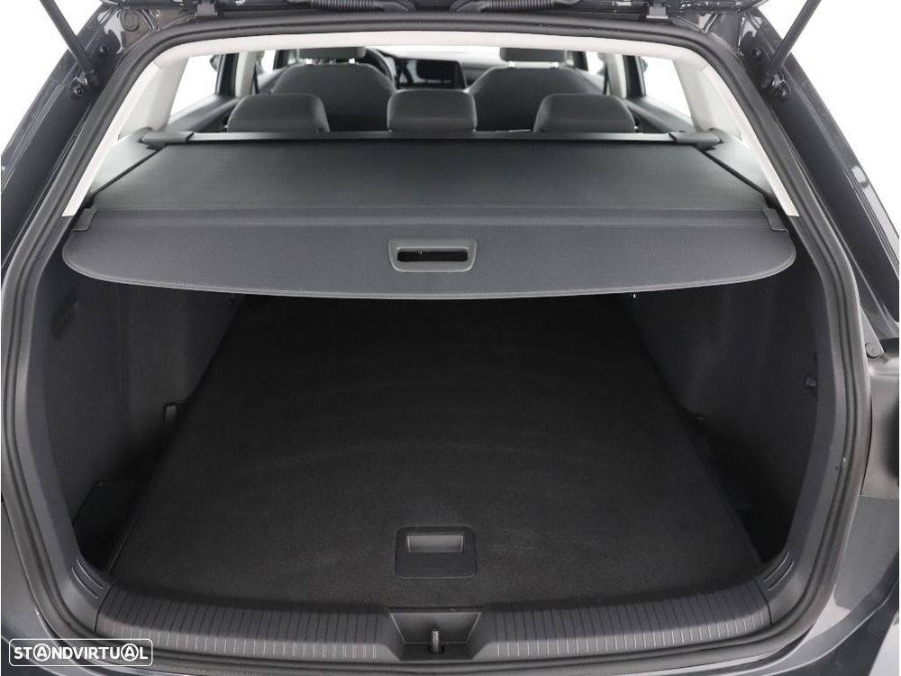 VW Golf 1.5 eTSI Style DSG - 26
