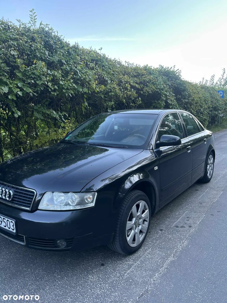 Audi A4 - 1