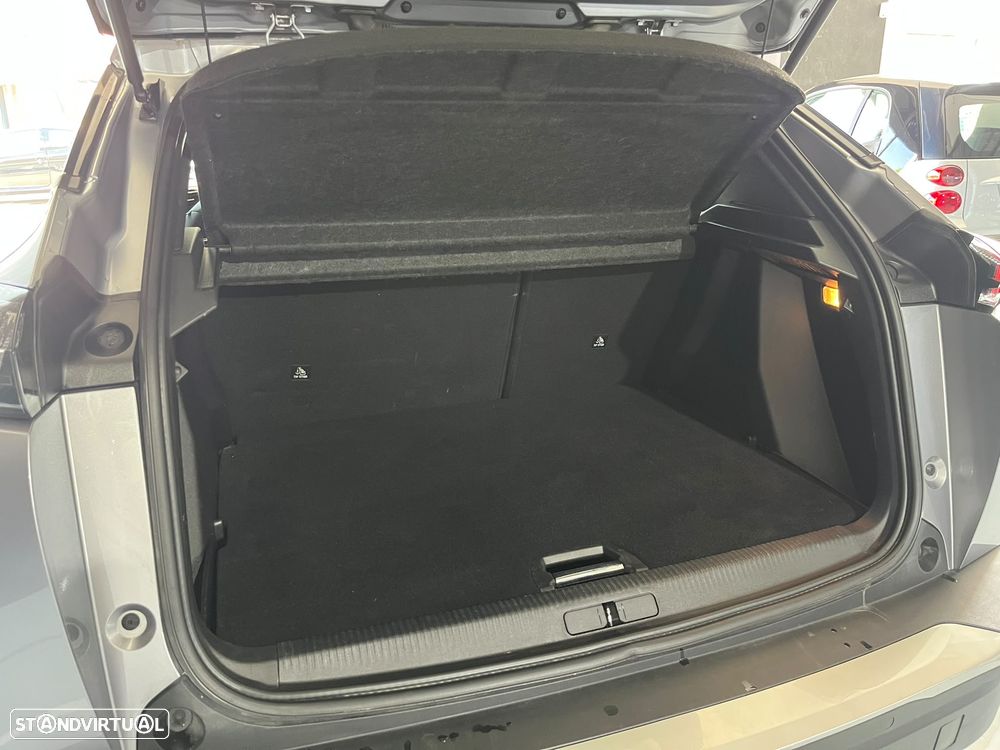 Peugeot e-2008 50 kWh Allure Pack - 23