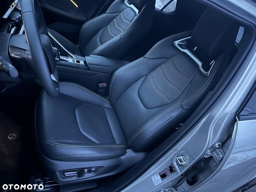 Toyota C-HR 2.0 Hybrid Dynamic Force Executive Premiere Edition - 12