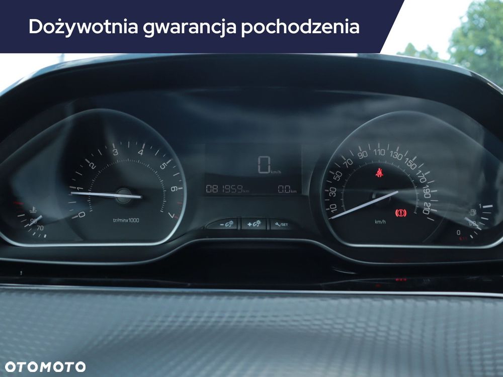 Peugeot 208 - 13