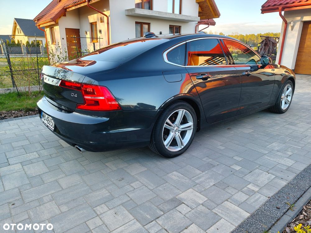 Volvo S90 D4 Geartronic Momentum - 4