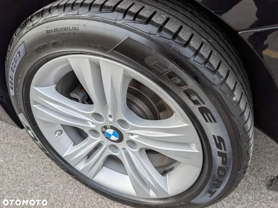 BMW Seria 3 330i GPF Sport Line Shadow - 26