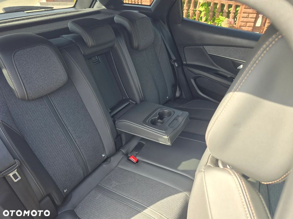 Peugeot 3008 - 14