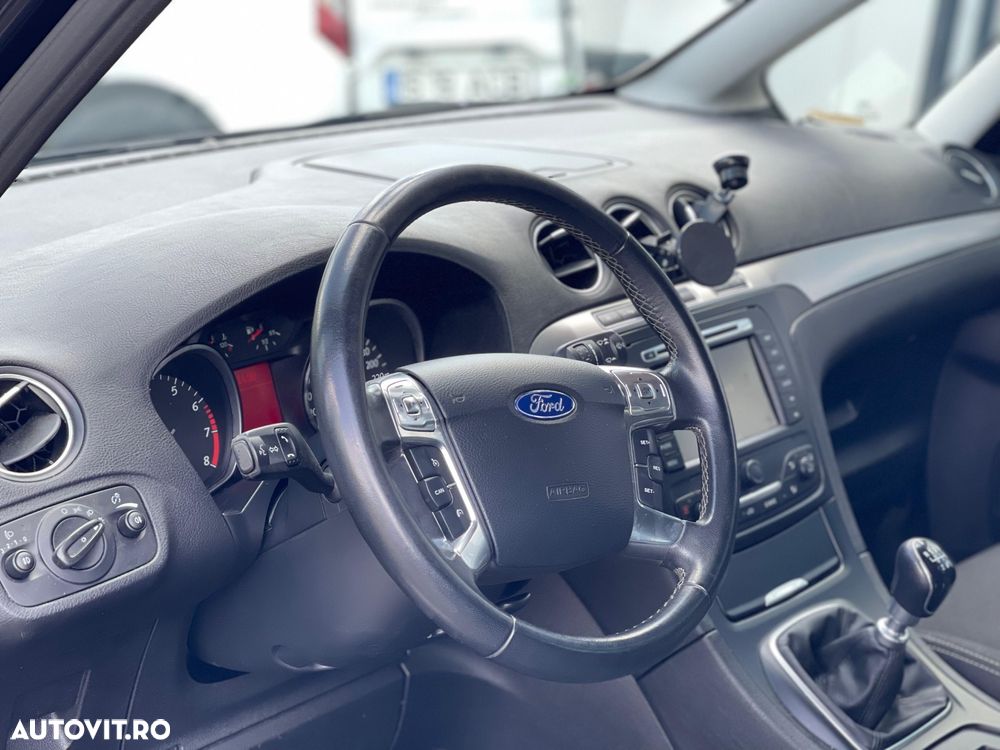 Ford Galaxy - 7
