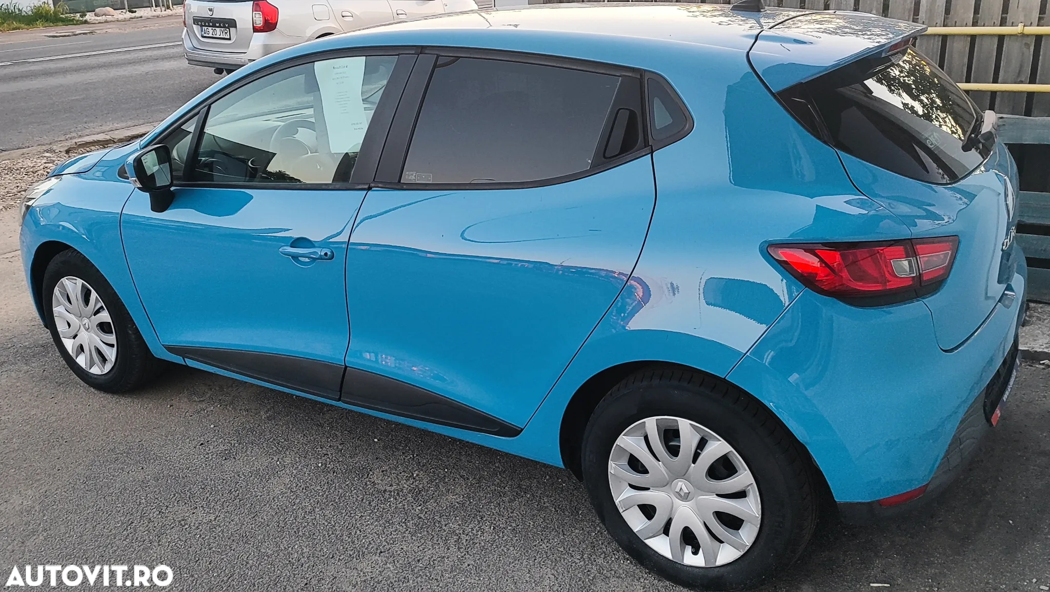 Renault Clio (Energy) TCe 90 Start & Stop INTENS - 4