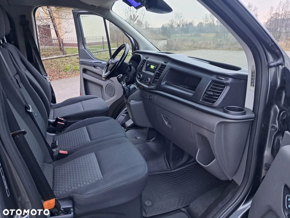 Ford Transit Custom - 11