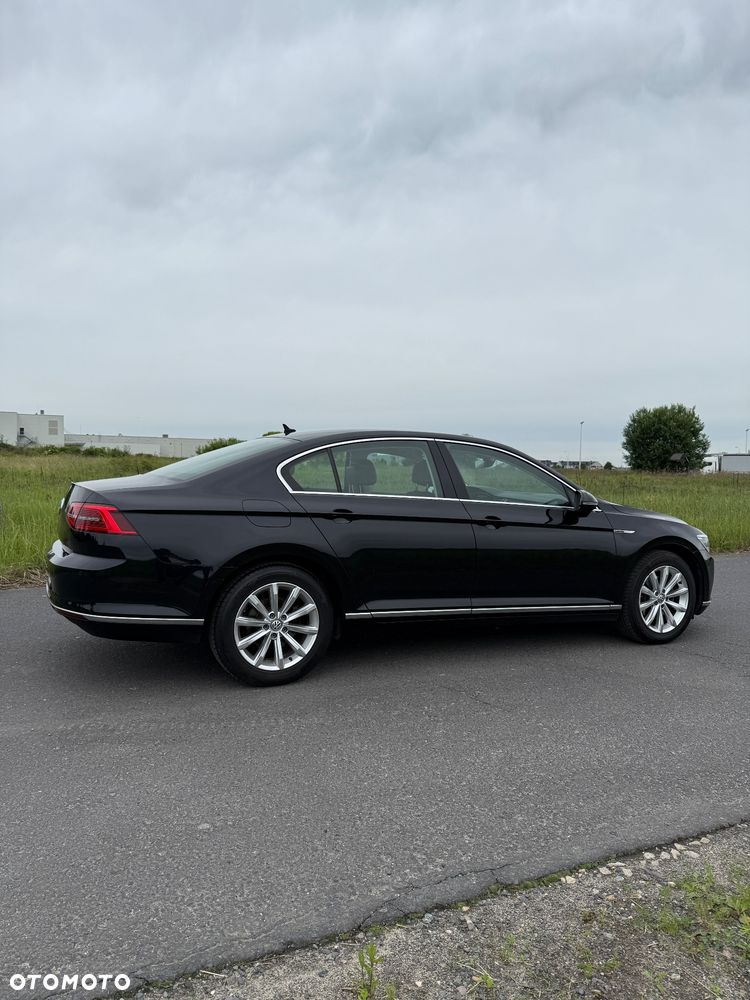 Volkswagen Passat 2.0 TDI BMT 4Mot Highline DSG - 8