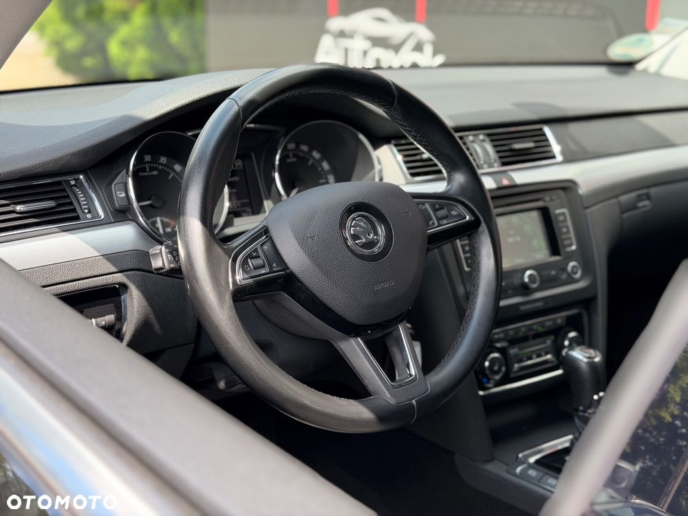 Skoda Superb 2.0 TDI DSG Ambition - 18