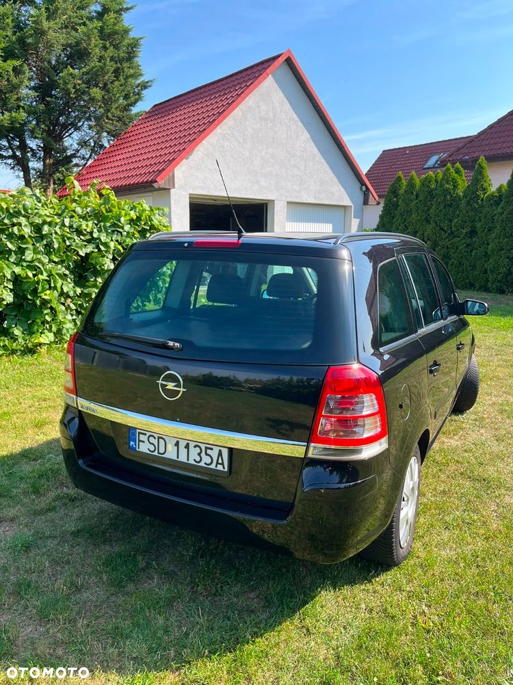 Opel Zafira - 3