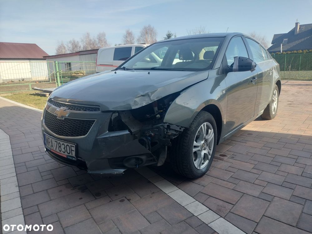 Chevrolet Cruze - 2