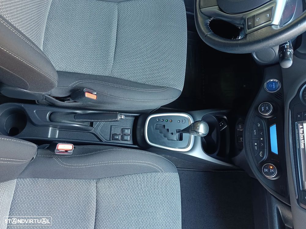 Toyota Yaris 1.5 HSD Comfort+Navi - 20