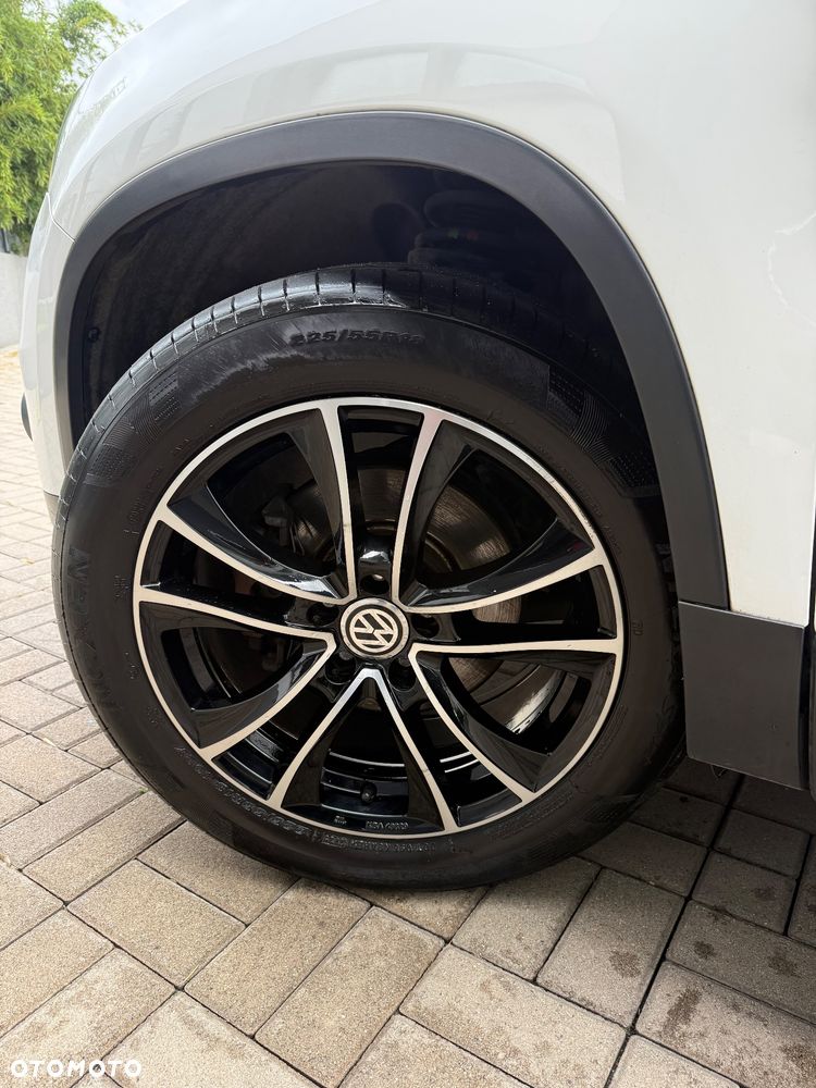 Volkswagen Tiguan - 18