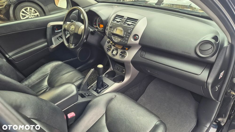 Toyota RAV4 2.0 VVT-i Premium - 22