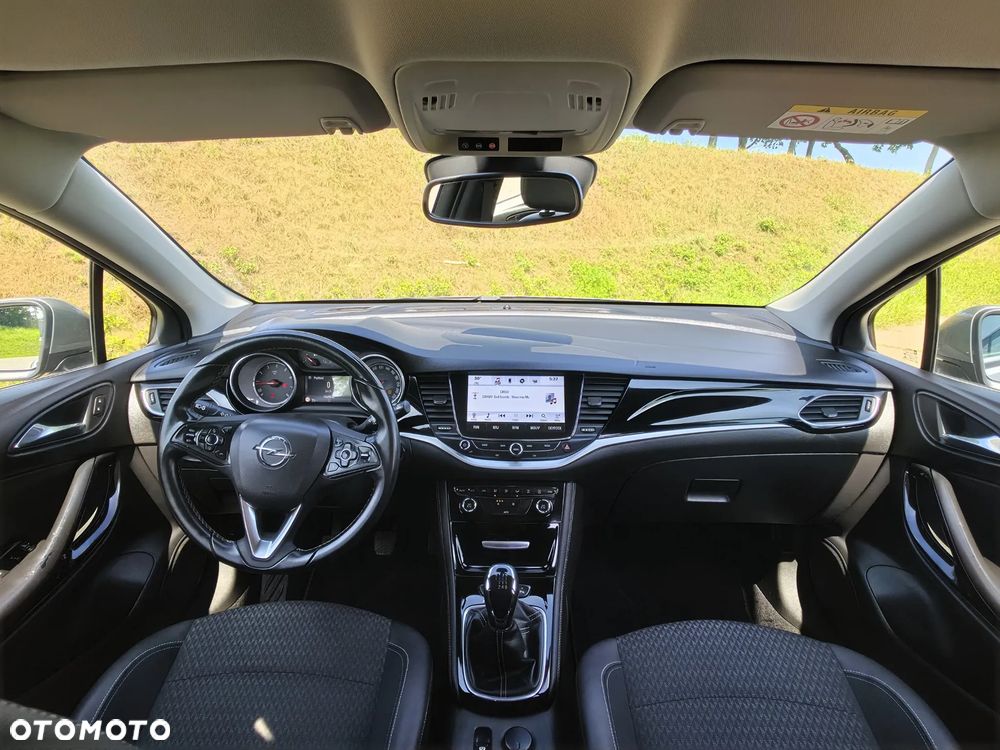 Opel Astra 1.4 Turbo Innovation - 31