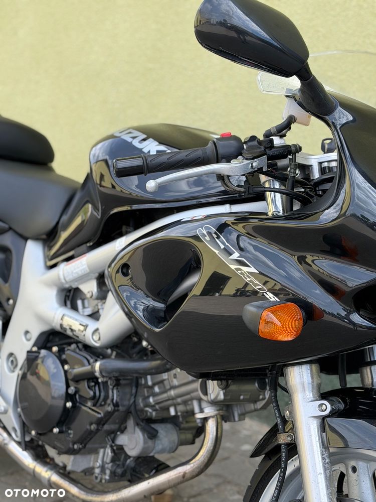 Suzuki SV - 4