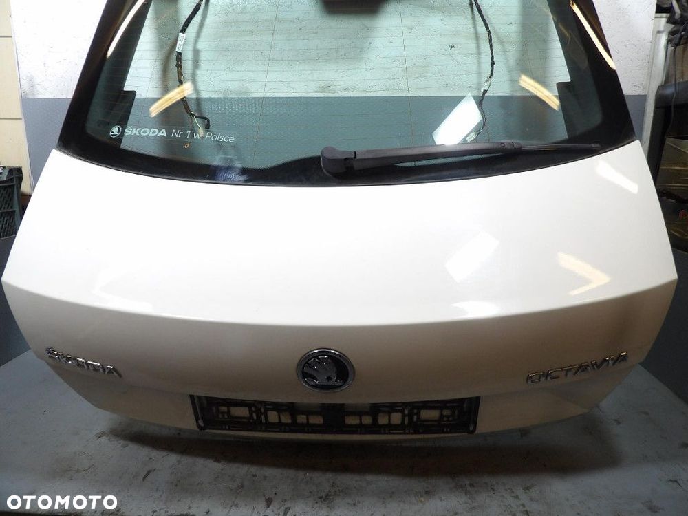 SKODA OCTAVIA III 3 LIFTBACK TYLNA KLAPA  F9E - 2