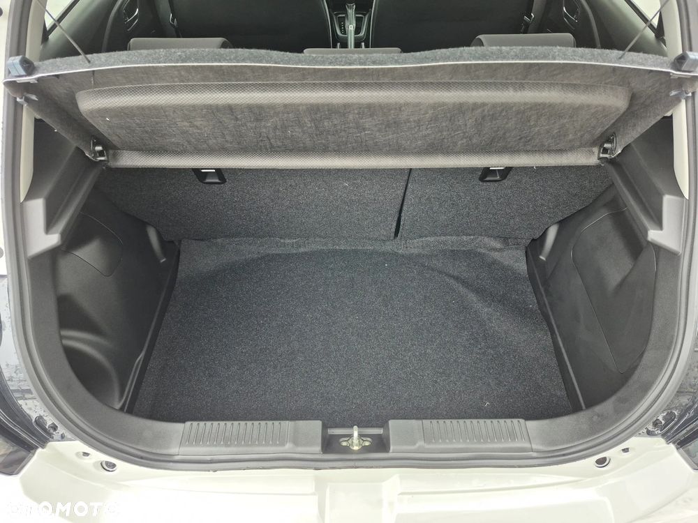 Suzuki Swift 1.2 Dualjet SHVS Premium Plus CVT - 22