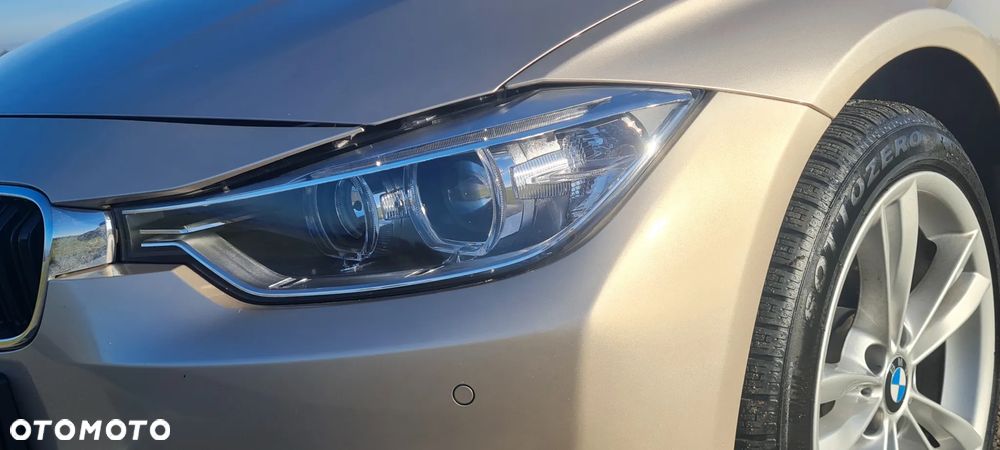 BMW Seria 3 316i - 11