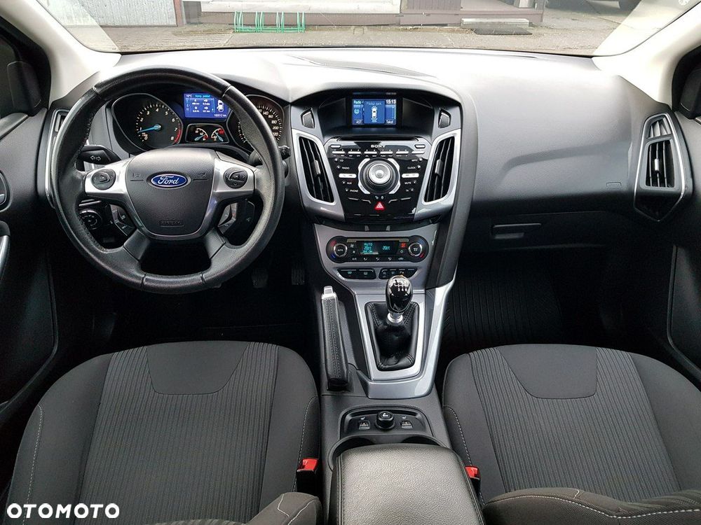 Ford Focus - 12