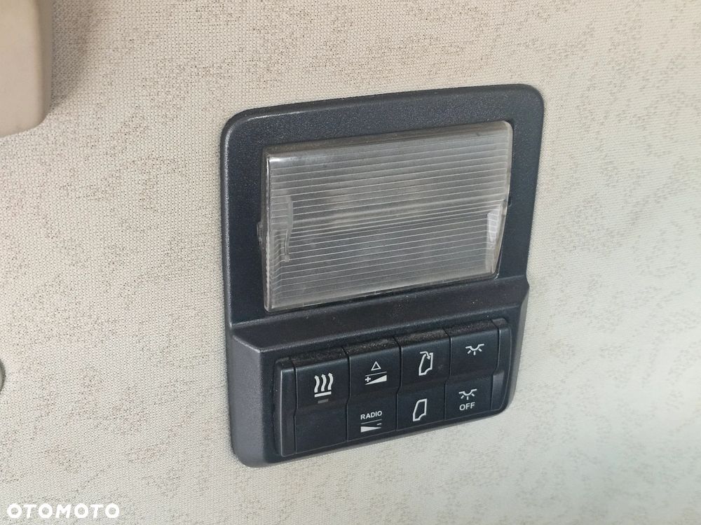 Mercedes-Benz Actros - 16