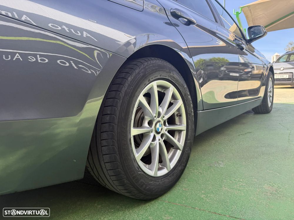 BMW 320 d Advantage - 10
