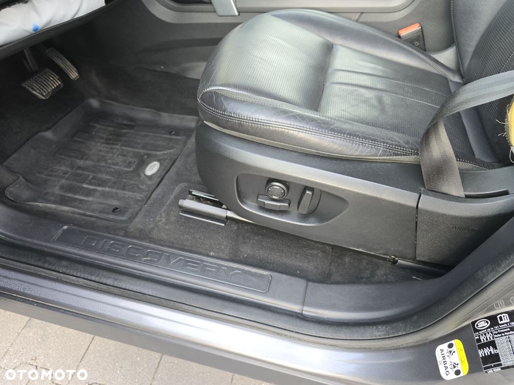Land Rover Discovery Sport TD4 HSE Luxury - 17