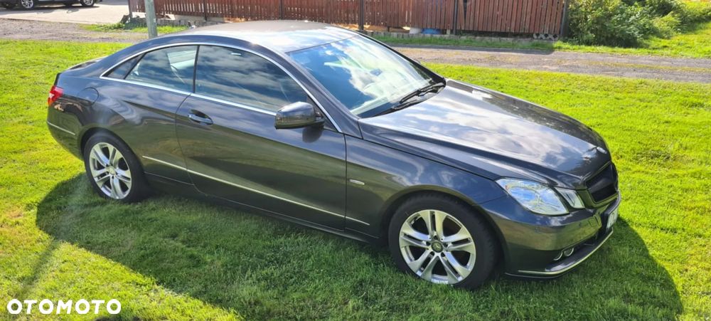 Mercedes-Benz Klasa E 200 Coupe BlueEFFICIENCY Avantgarde - 3
