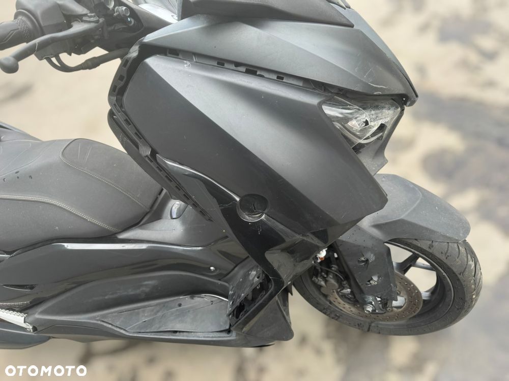 Yamaha X-max - 15