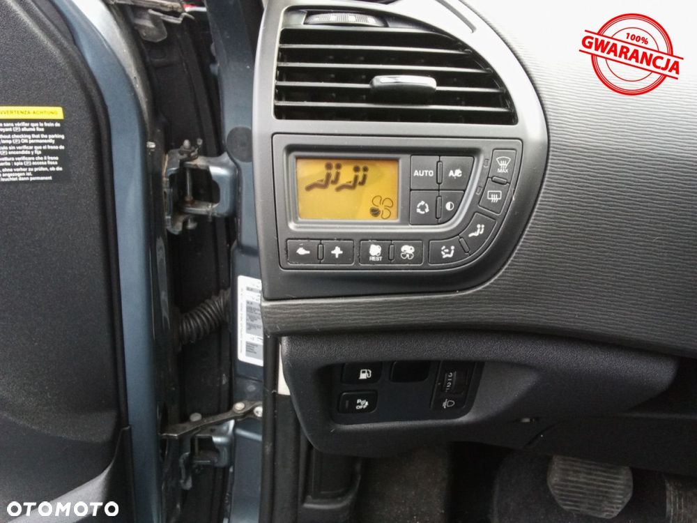 Citroën C4 Grand Picasso - 33