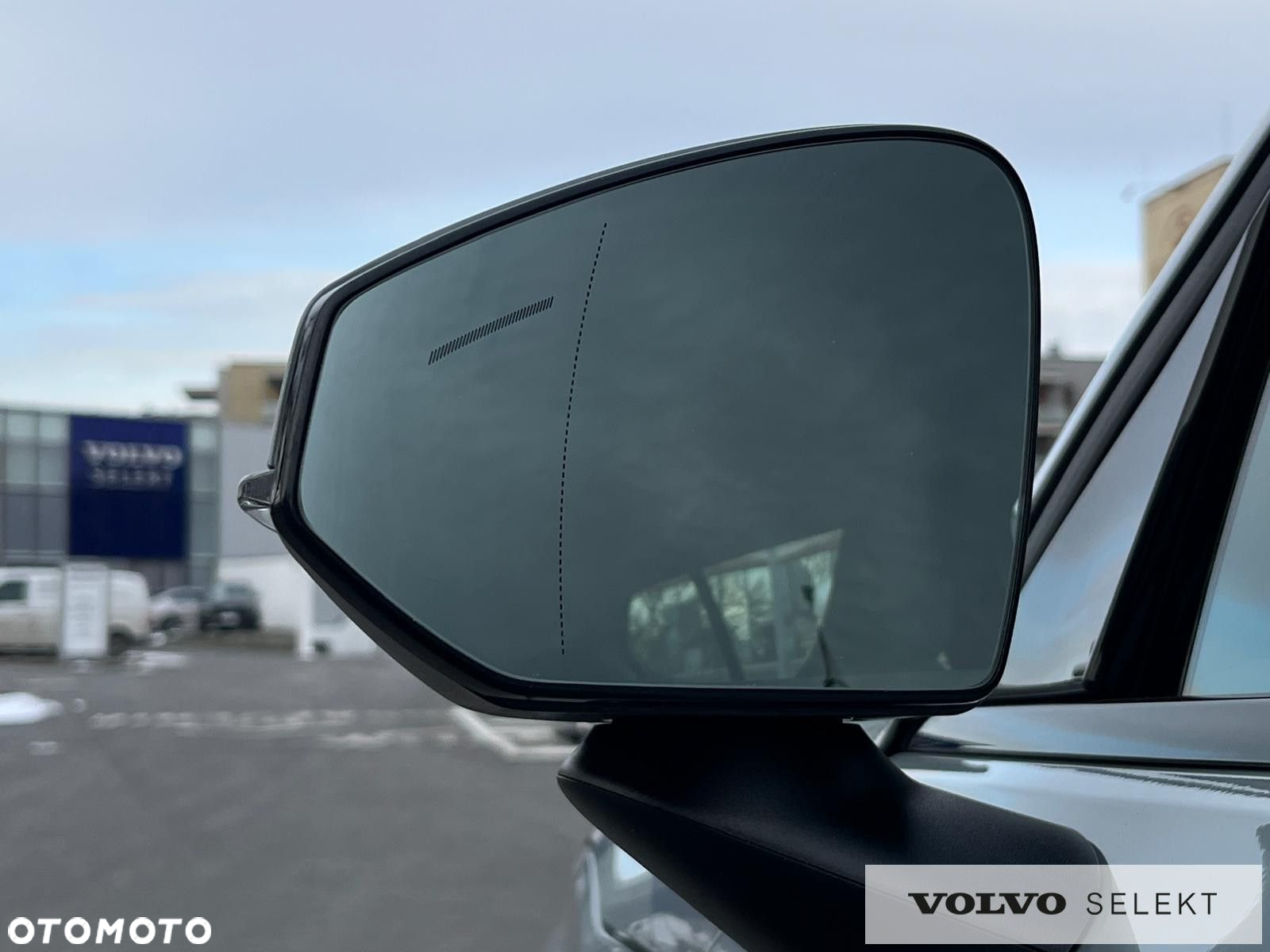 Volvo EX30 - 10