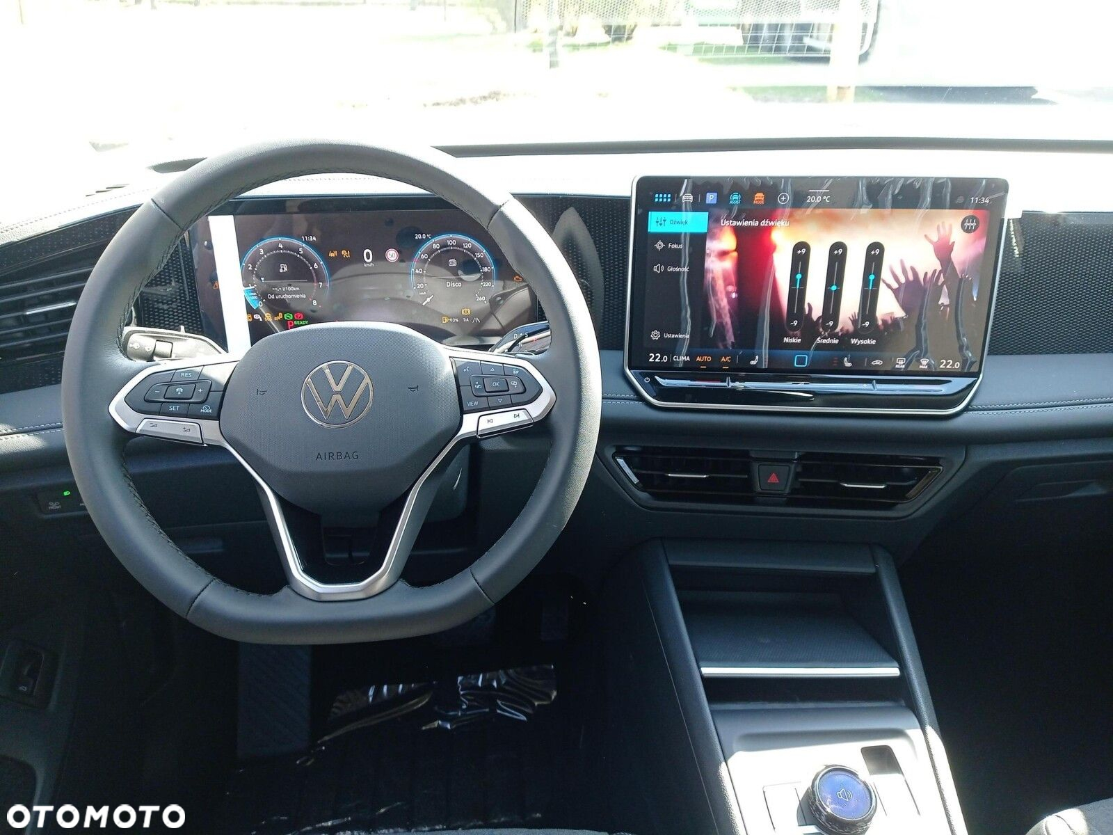 Volkswagen Tiguan - 13