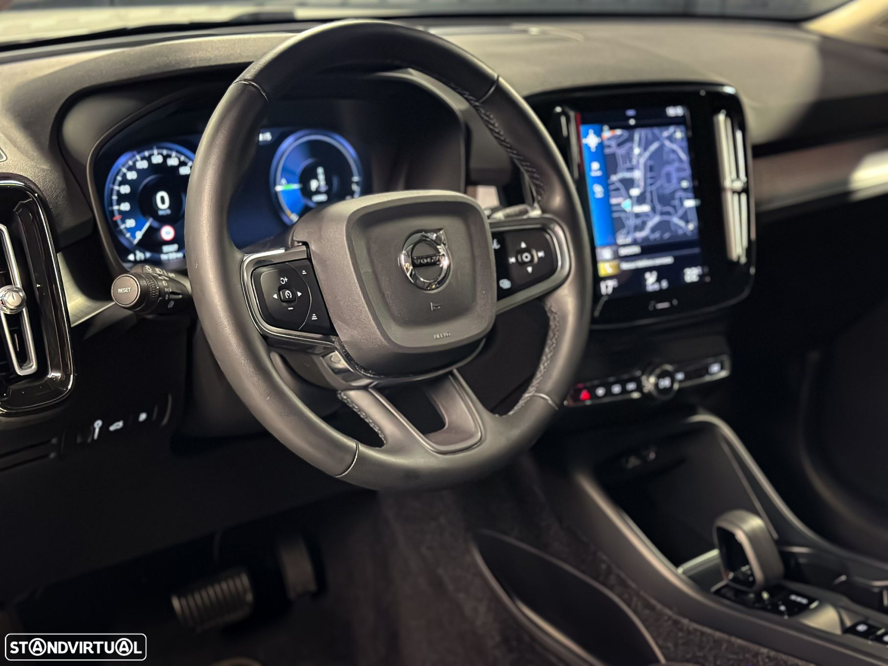 Volvo XC 40 - 16