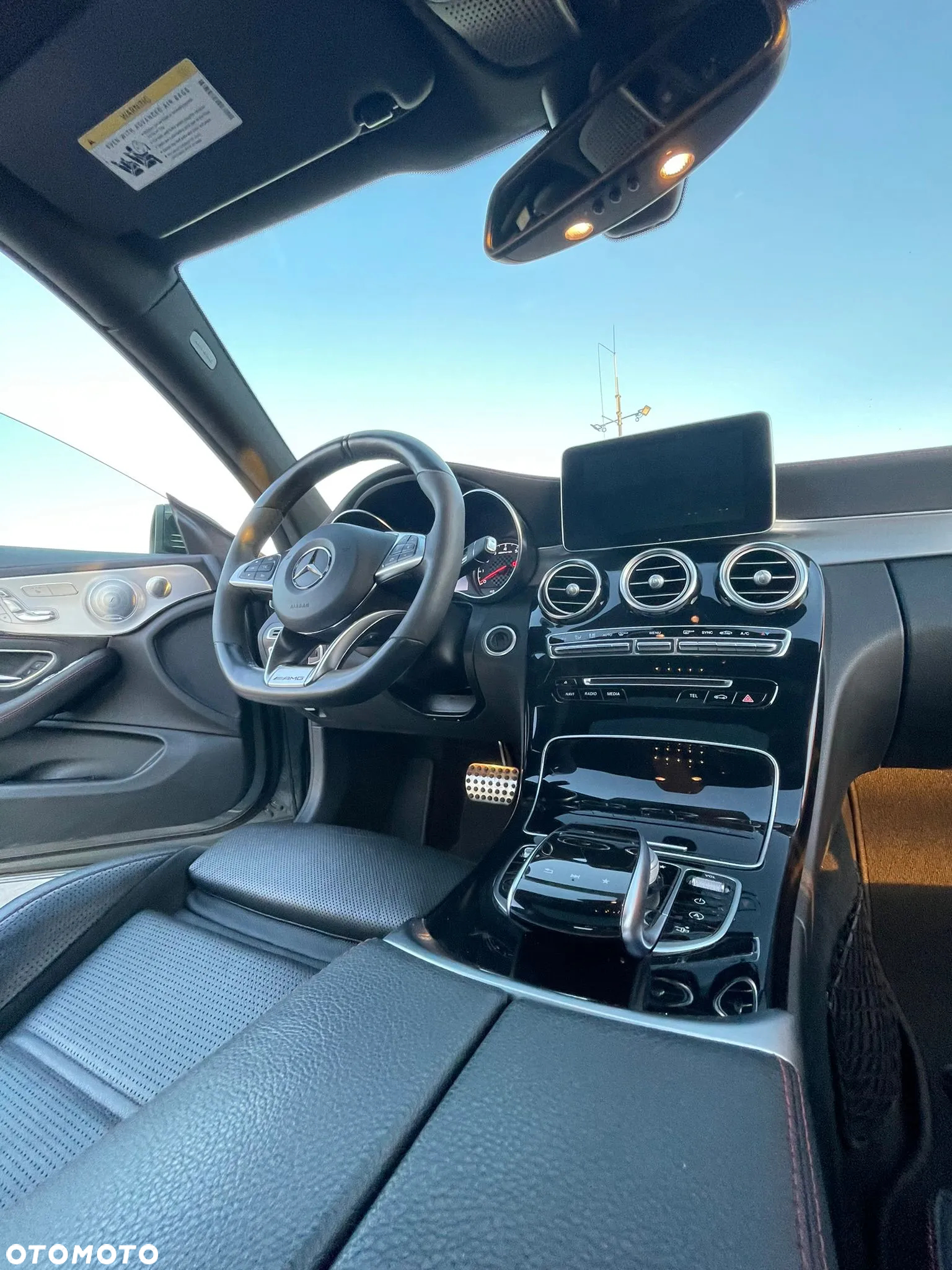 Mercedes-Benz Klasa C AMG 43 4-Matic - 20