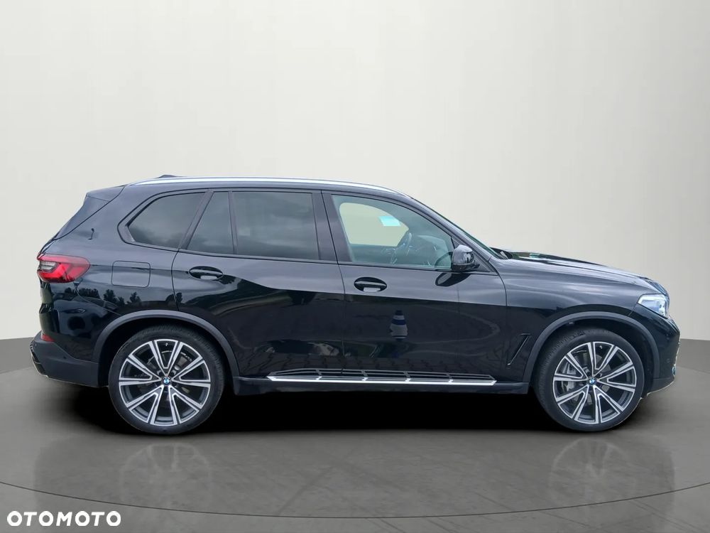 BMW X5 xDrive40d mHEV - 9
