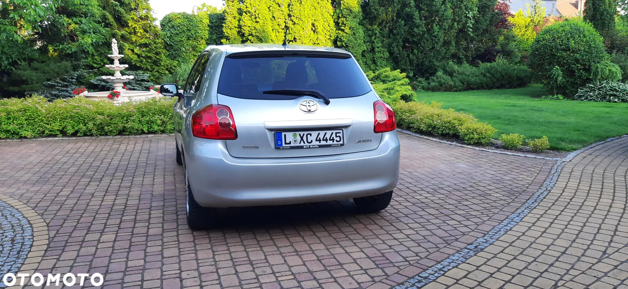 Toyota Auris - 2