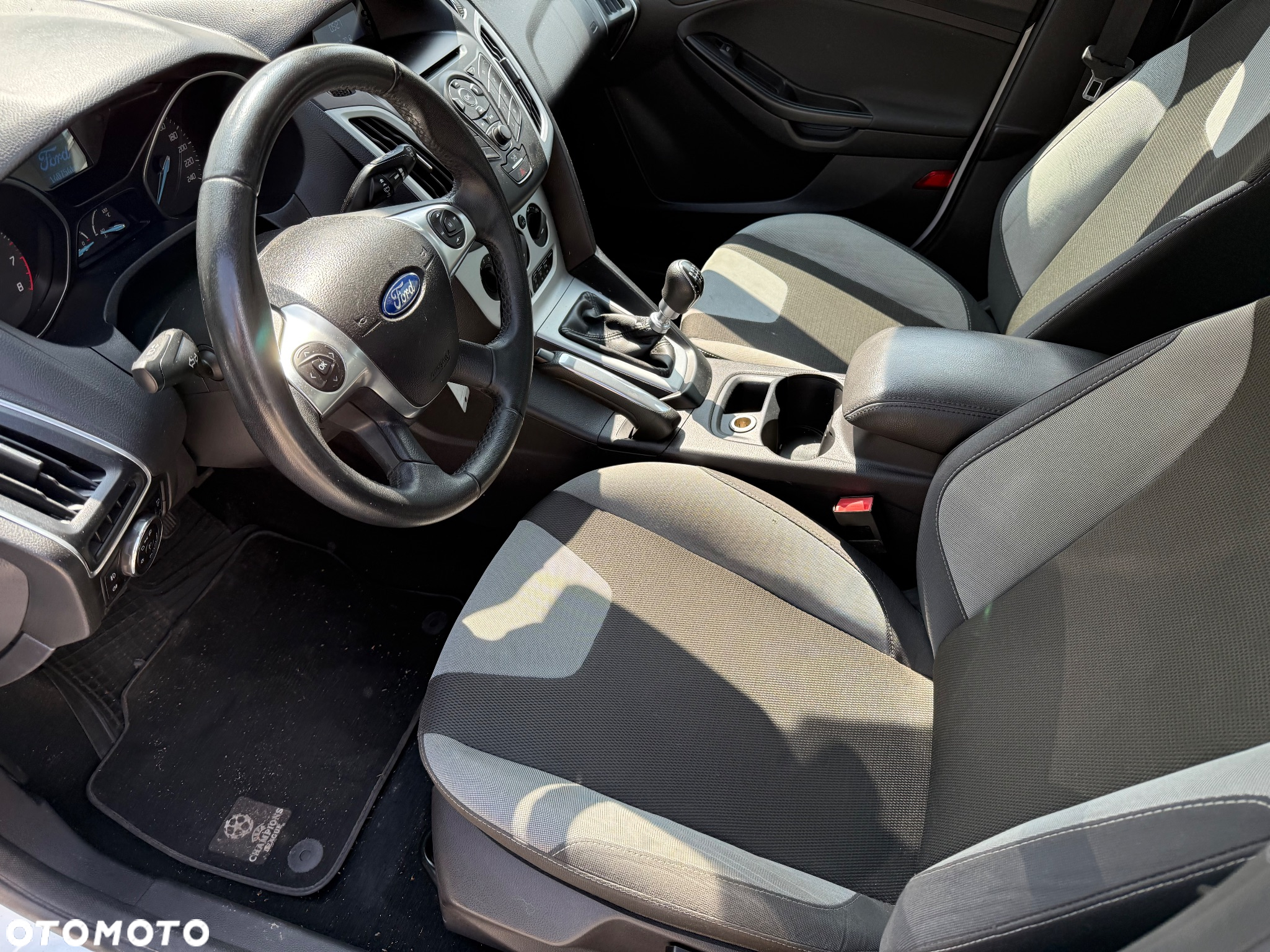 Ford Focus 1.0 EcoBoost Start-Stopp-System Champions Edition - 23