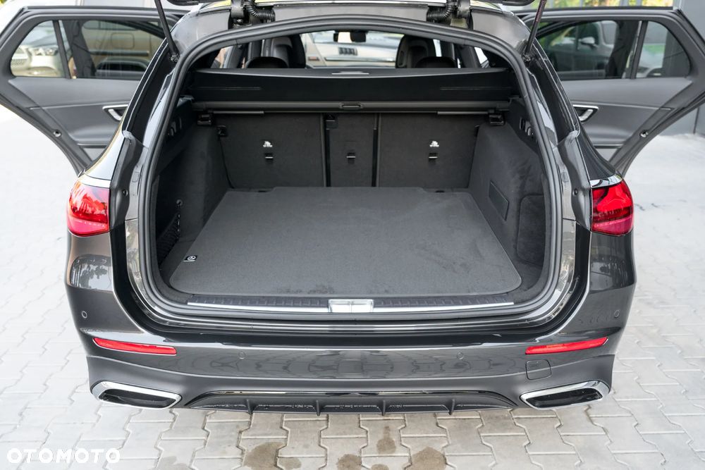 Mercedes-Benz Klasa E 220 d 4-Matic AMG - 19