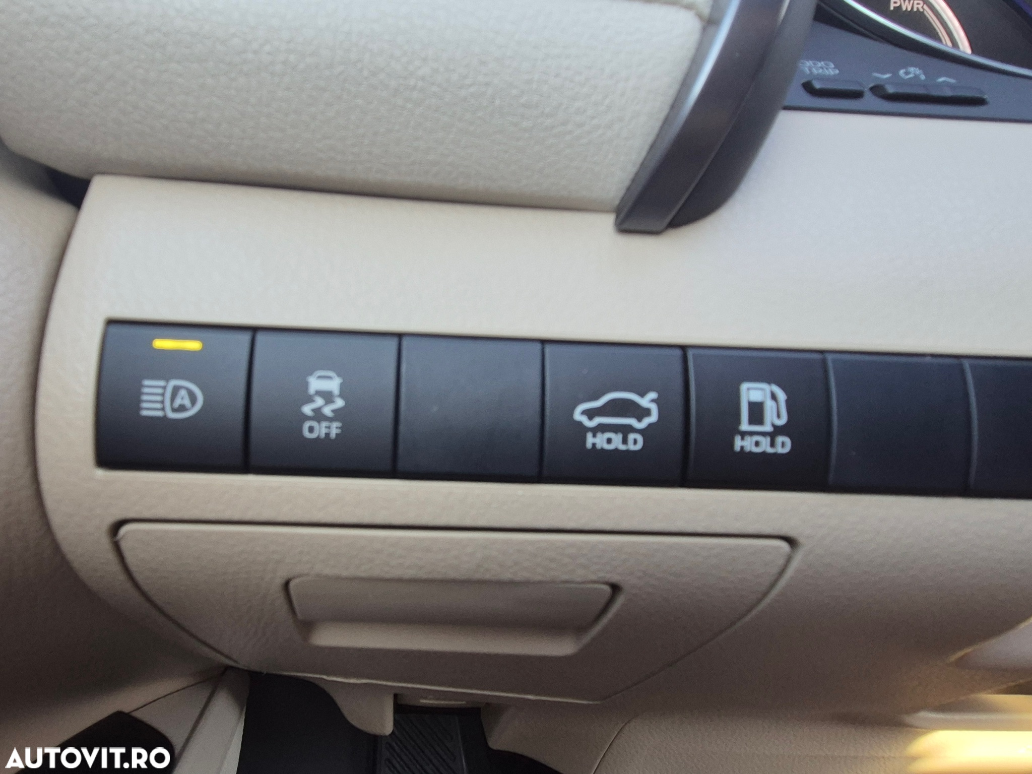 Toyota Camry 2.5 Hybrid Dynamic - 20