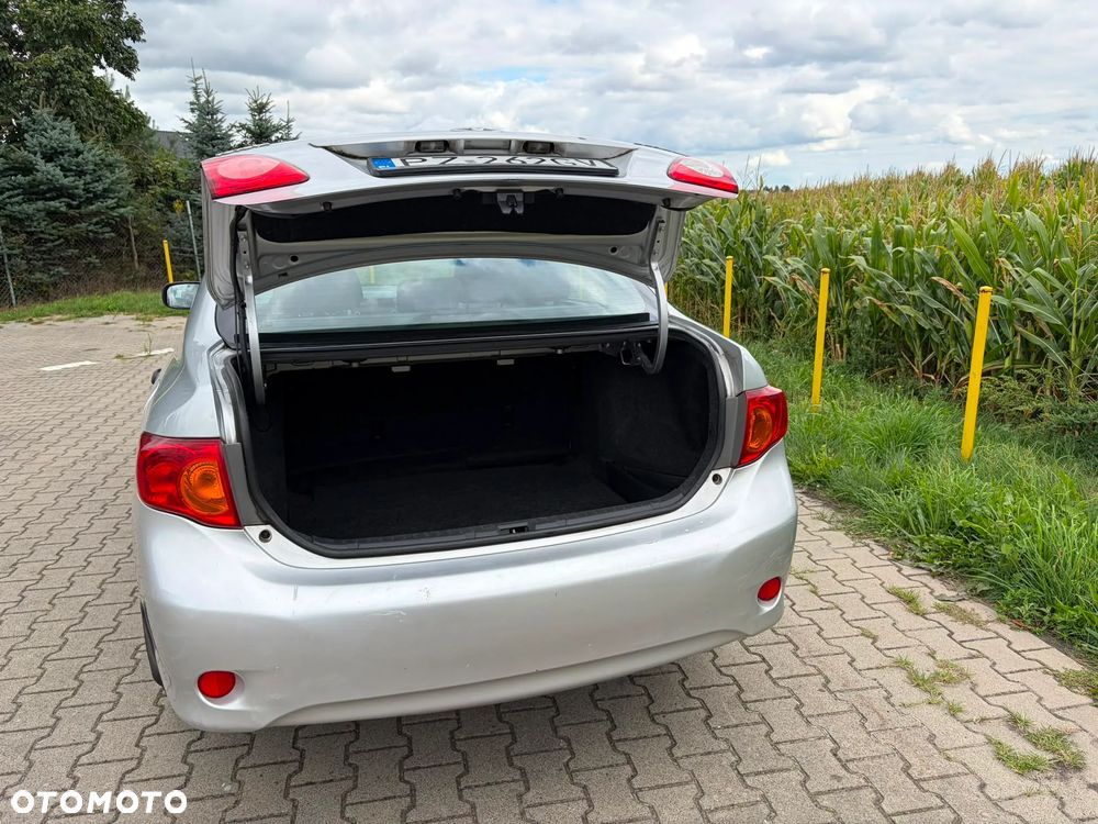 Toyota Corolla - 6