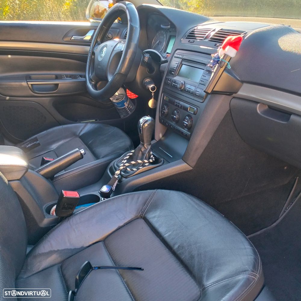 Skoda Octavia Break 2.0 TDI Sport - 4