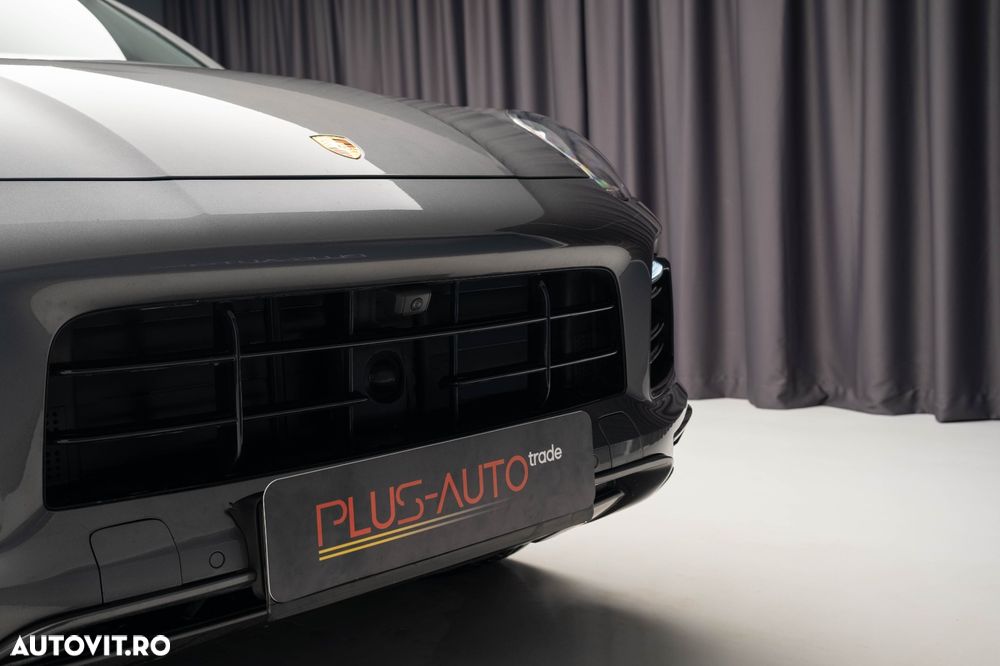 Porsche Cayenne Coupe - 6