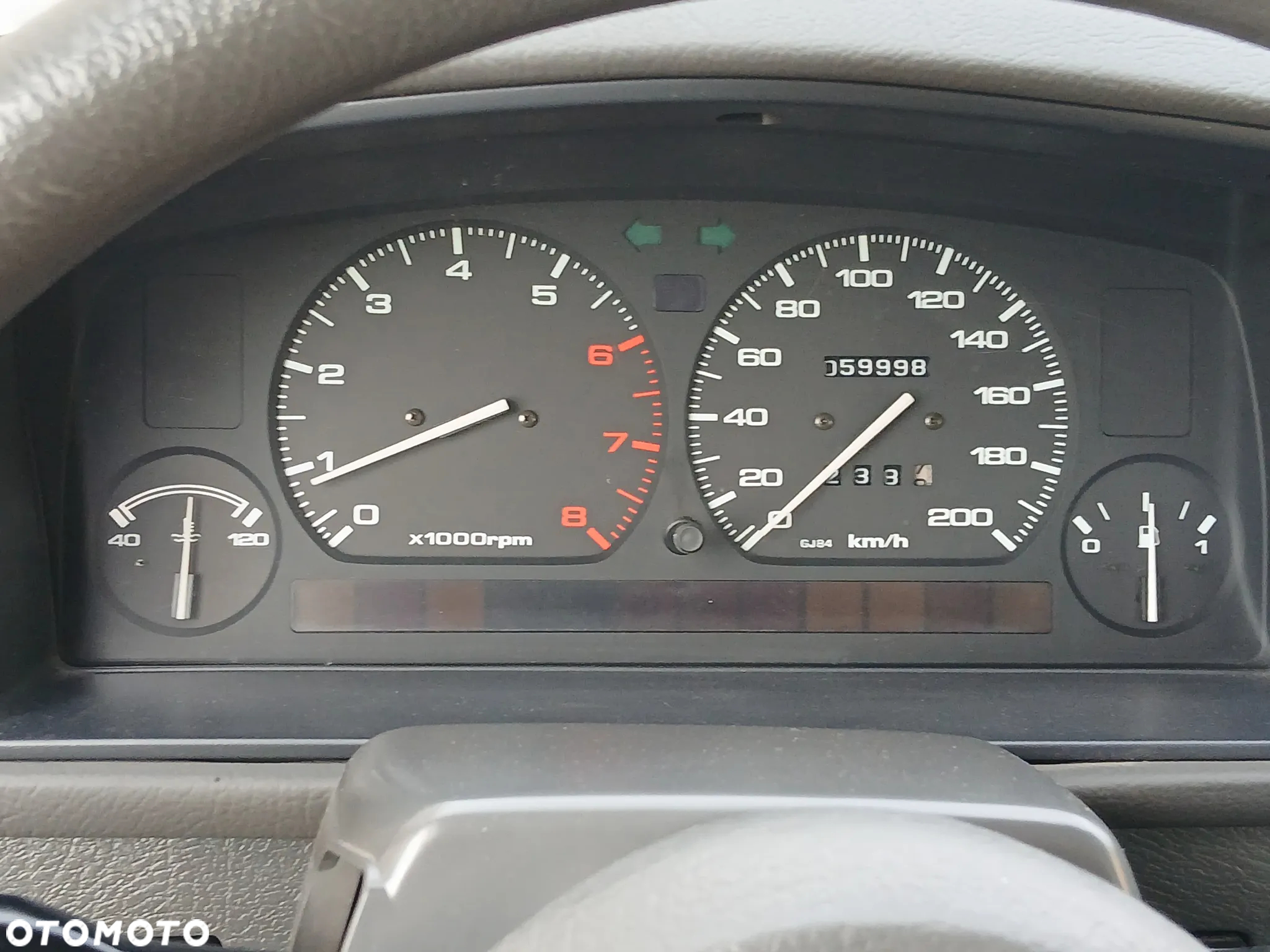 Mazda 626 2.0 GLX - 14