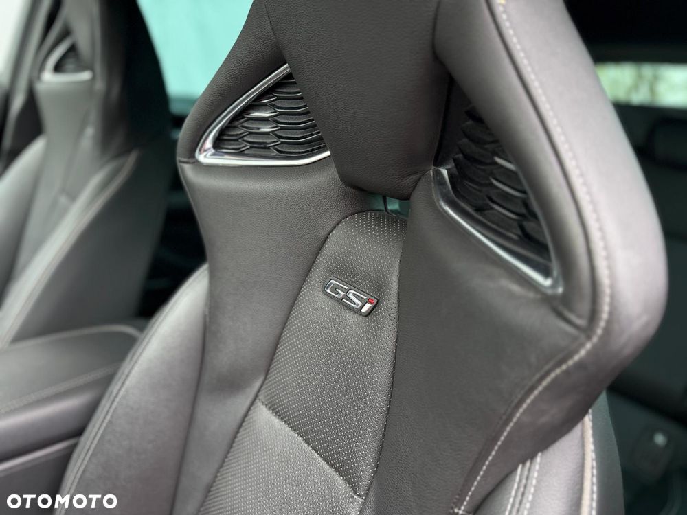 Opel Insignia 2.0 BiTurbo D 4x4 Automatik GSI - 16