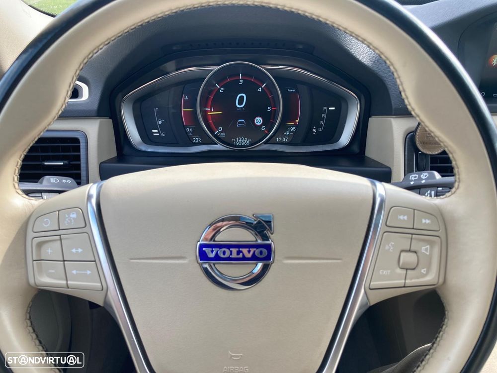 Volvo XC 70 D4 Geartronic Summum - 12