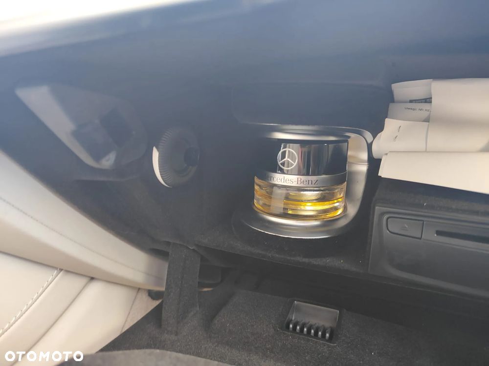 Mercedes-Benz Klasa S 560 4-Matic L 9G-TRONIC - 12