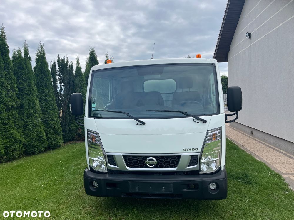 Nissan NT 400 - 3