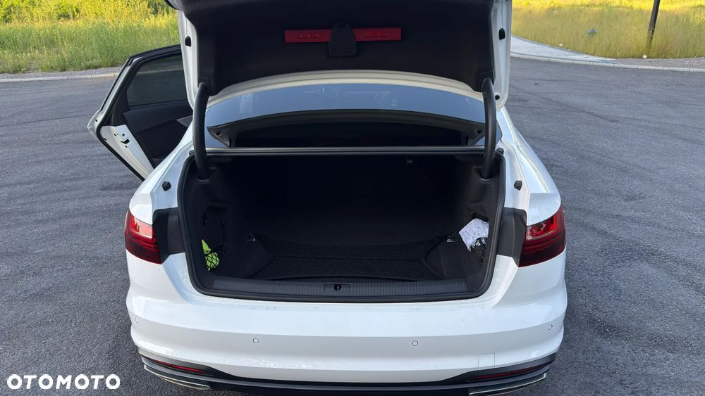 Audi A4 Limousine 35 TFSI mHEV Advanced S tronic - 16