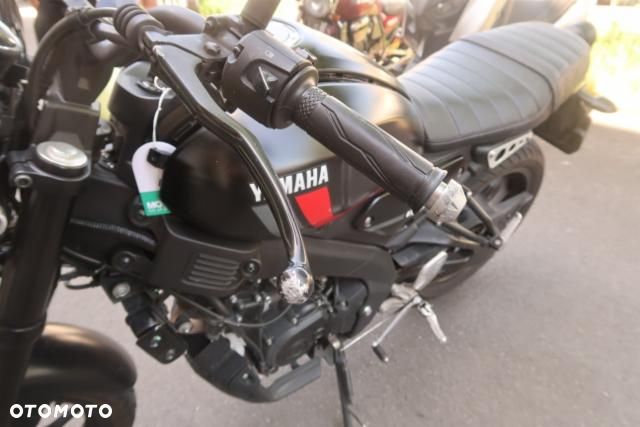 Yamaha XSR - 7