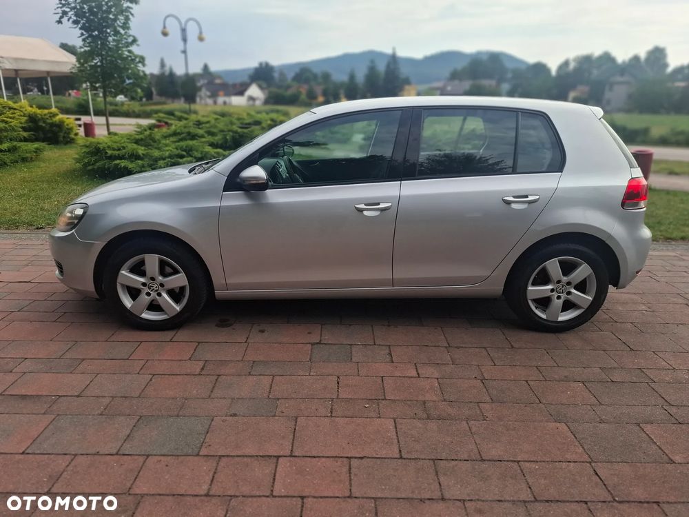 Volkswagen Golf 1.6 TDI DPF Highline - 3